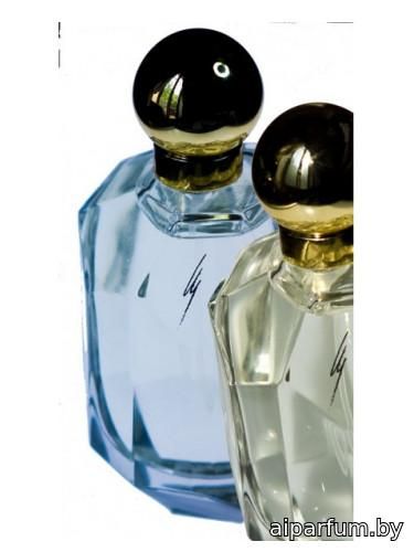 M by Marc de la Morandiere