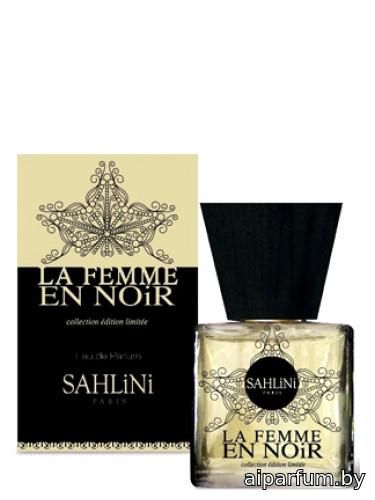 La Femme en Noir