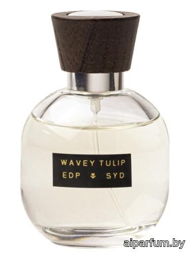 Wavey Tulip