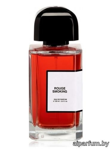Rouge Smoking