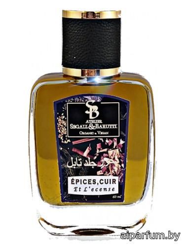 Épices Cuir Et L'ecense