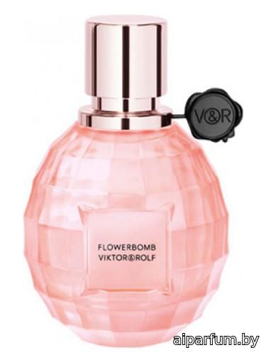 Flowerbomb La Vie en Rose 2013