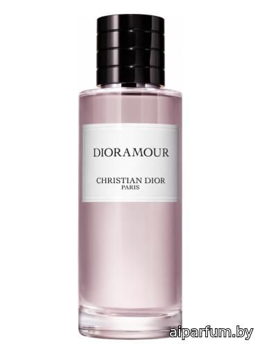 Dioramour