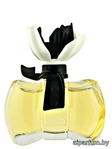 La Petite Fleur Blanche